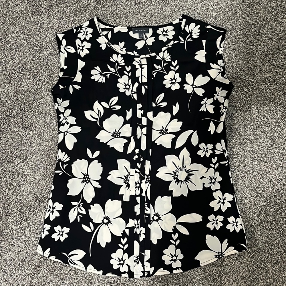 Limited Black and White Floral Top - XS